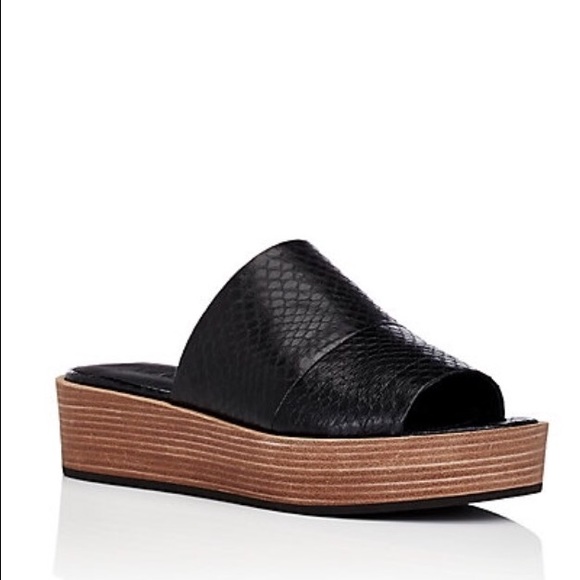 Vince Shoes - VINCE Saskia BLK platform slides snakeskin 7.5M 😍