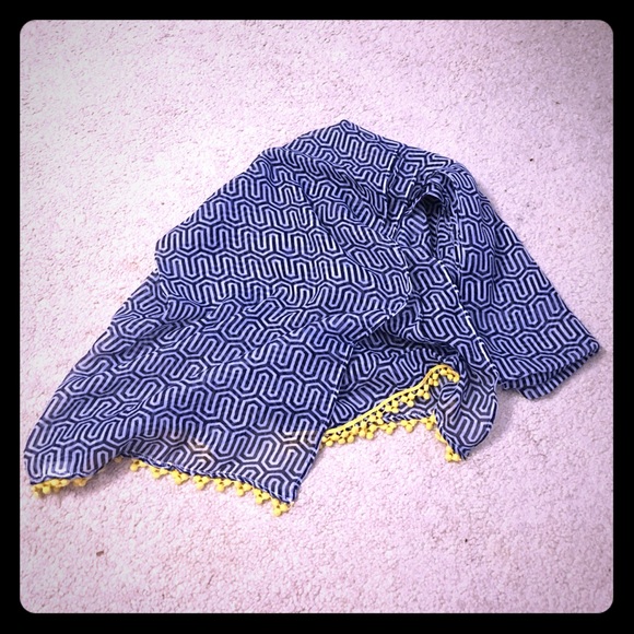 Blue light weight scarf