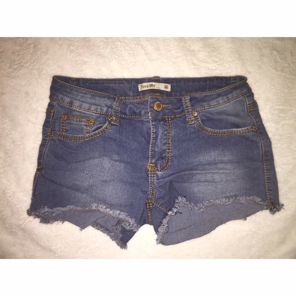 Cute jean shorts 💞✨