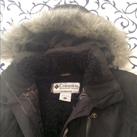 NWT COLUMBIA JACKET - Picture 3 of 3