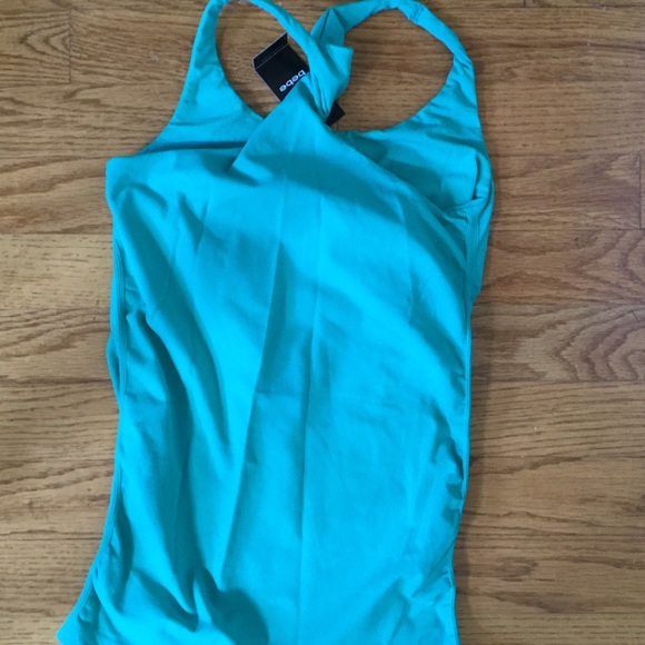 Top - Picture 2 of 4