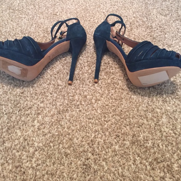 NIB Joie Rexanne heels - Picture 3 of 4