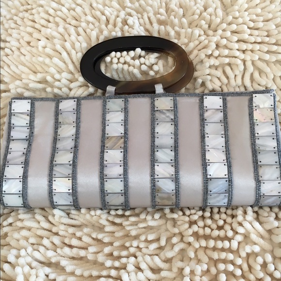 DV by Dolce Vita Handbags - Dolce Vita Cluth