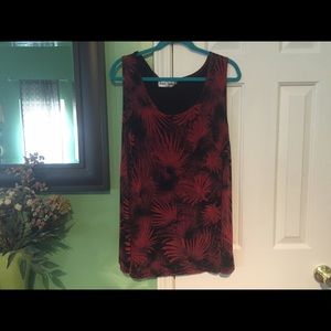 Ranee Nicole II sleeveless rounded neck top