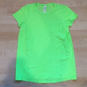 Lululemon sz 4 neon short  sleeve