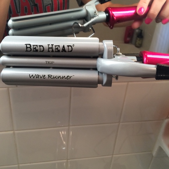 Bed Head Wave Runner