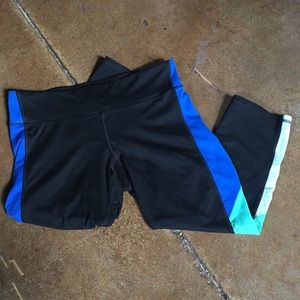 ✨ON SALE✨ Champion Workout Capris