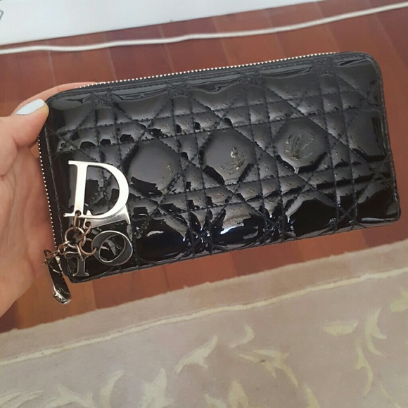 Dior Wallet w/ authenticity card