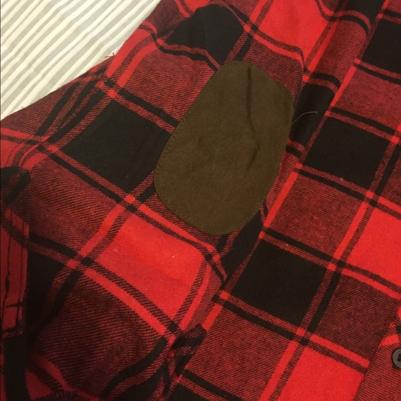 Last one🍁Fall plaid shirt🍁 - Picture 4 of 4