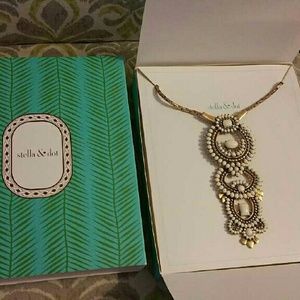 Stella & Dot Havana Pendant Necklace