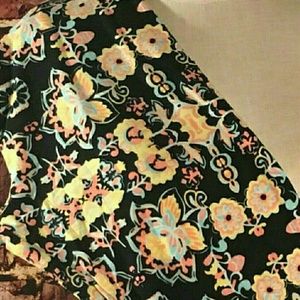 Lularoe Floral Pattern Leggins