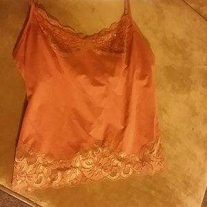 FABULOUS BOUTIQUE TANK! 👄 😘