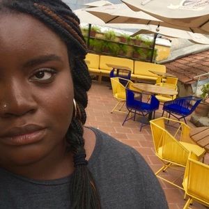 Meet your Posher, Victoria