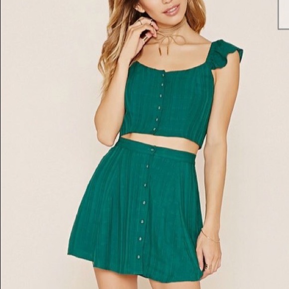 Crop top button front set matching skirt