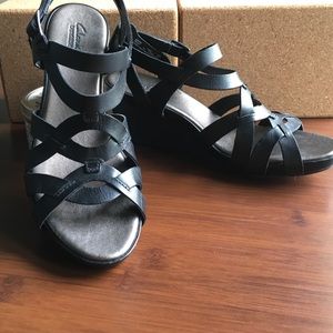 Clarks Bendables Strappy Wedge Sandals
