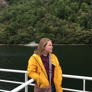 Meet your Posher, Bethany