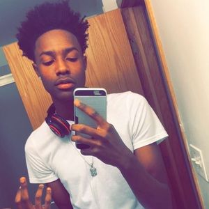 Meet your Posher, Terrell