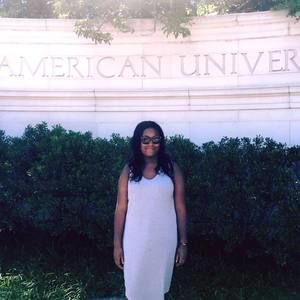 Meet your Posher, Mia