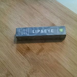 Brand new!!  It Works lip & eye cream