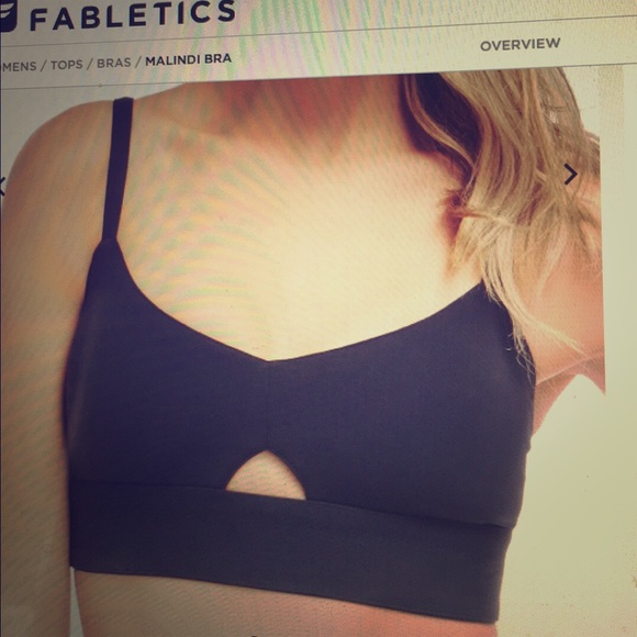 Fabletics sports bra