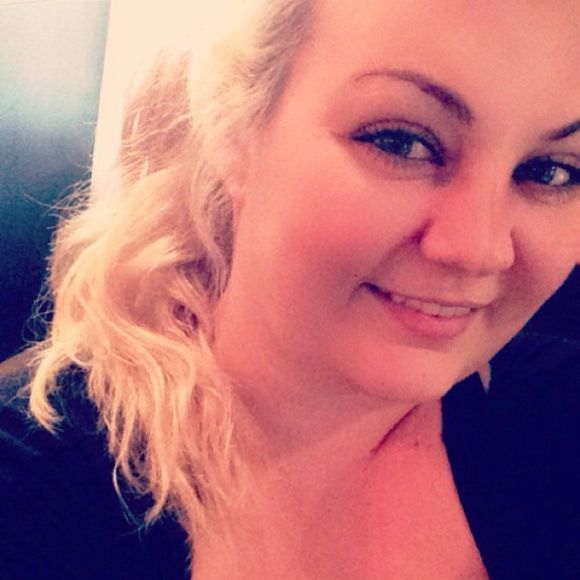 Meet your Posher, Noelle - Picture 1 of 1