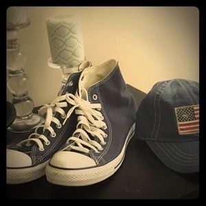 Size 12 men's navy/ converse