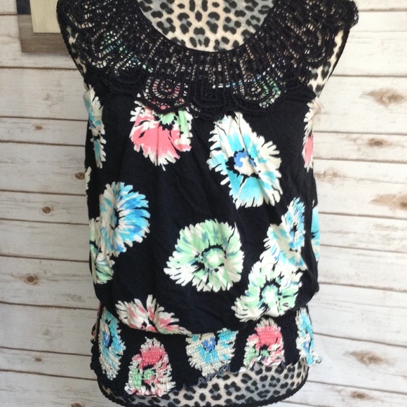 Tank top - Picture 1 of 2