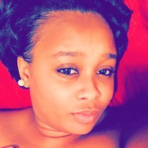 Meet your Posher, Whitney