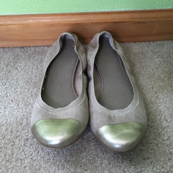 Comfy flats **on hold until Wednesday**