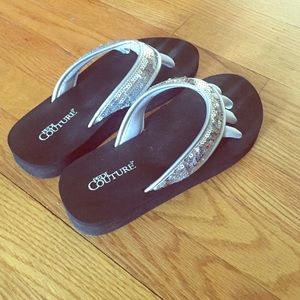 Pedi Couture Black/Silver Sandals/ Flip Flops