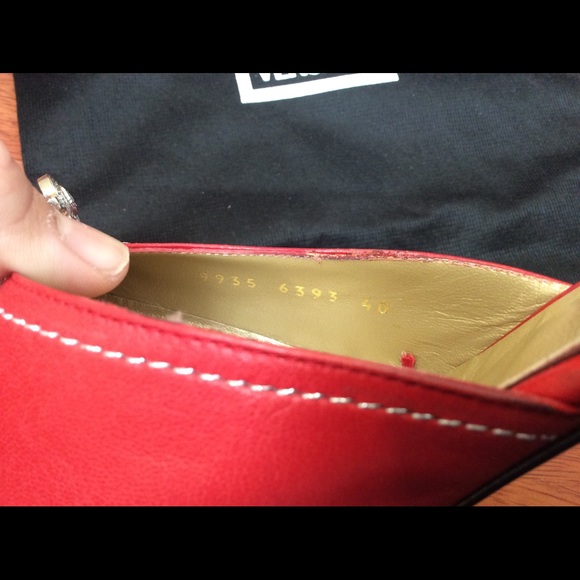 Vintage Red Leather Pumps - Picture 4 of 4