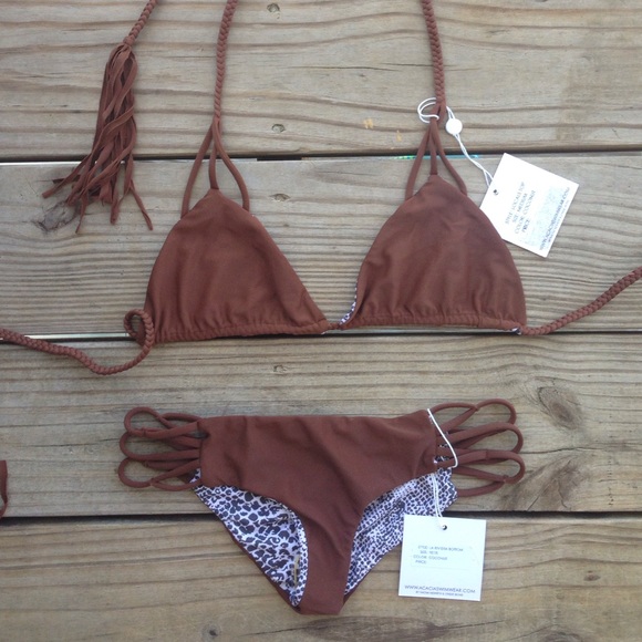 Acacia bikini set in coconut