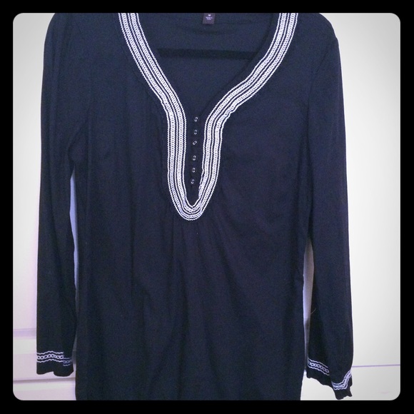 Dana Buchman black tunic