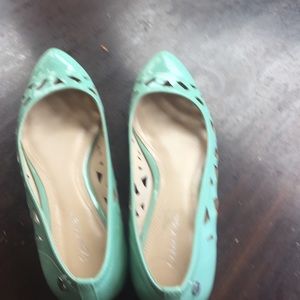 Flats shoes