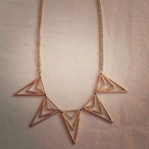 Statement necklace