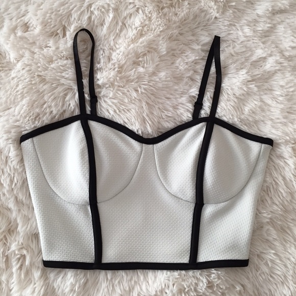 NWOT Sexy White Crop Top