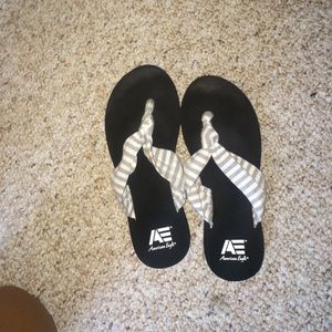 American Eagle Flip Flops