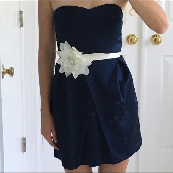 💥Formal navy strapless dress - Picture 4 of 4