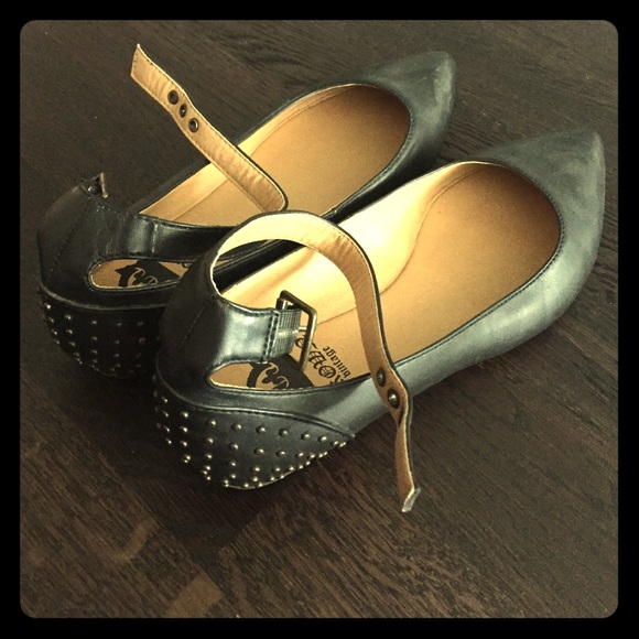 Crown Vintage Flats with studs and straps