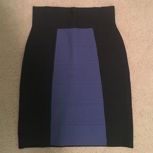 BCBG banded skirt