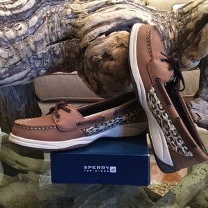 NIB Sperry top sider girls Sz 5M brown boat shoes