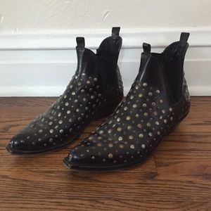 Vintage Kenneth Cole studded booties