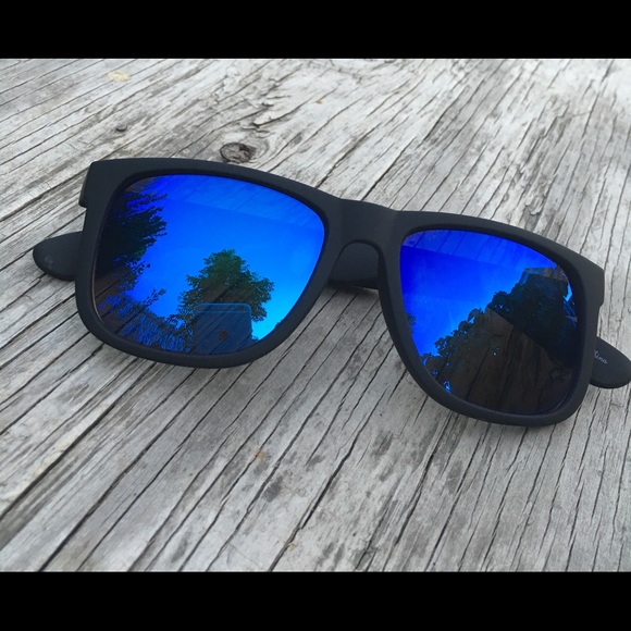 Blue Mirrored Sunglasses - Picture 2 of 4