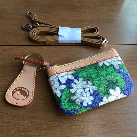 ⛔️SOLD Dooney & Bourke Hydrangea Satchel Set - Picture 4 of 4