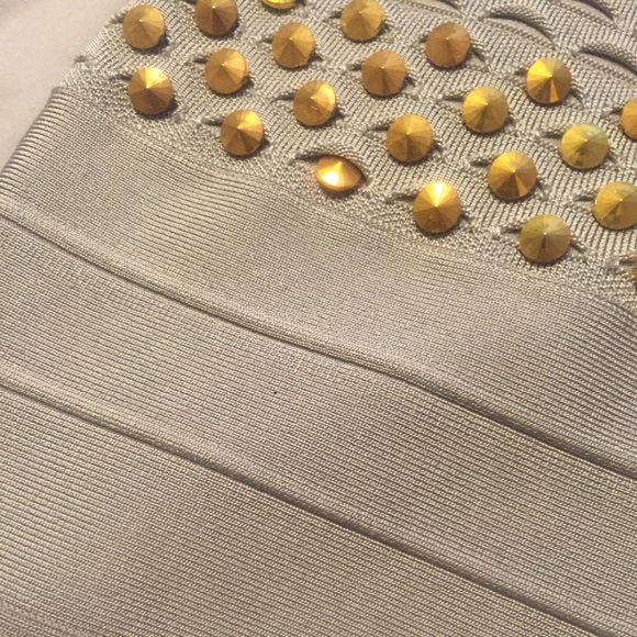 Bandage gray dress with gold stud detail - Picture 2 of 4