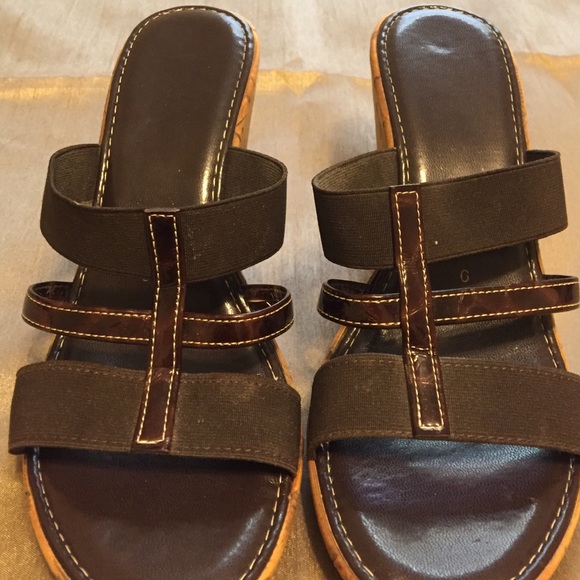 Brown wedge Italian shoes - Picture 1 of 4