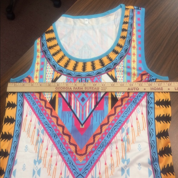 Tribal pattern top. 2X HP - Picture 4 of 8