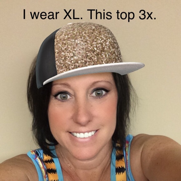 Tribal pattern top. 2X HP - Picture 6 of 8