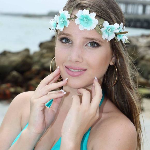 Meet your Posher, Lianet