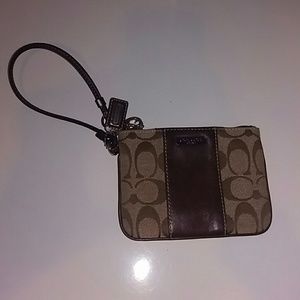 Wristlet